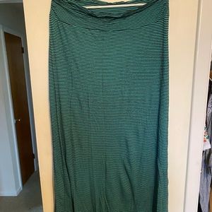Green striped stretchy maxi skirt